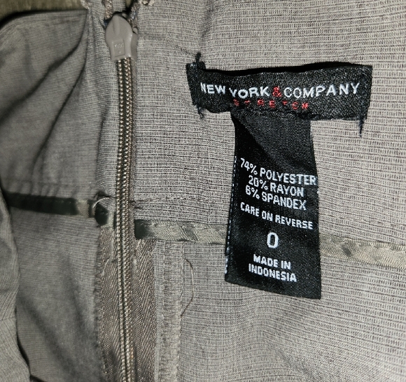 New York & Company Gray Pencil Skirt - Picture 3 of 3